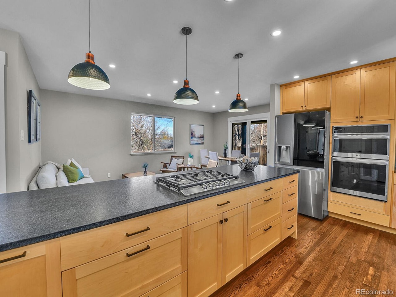 3383 E Costilla Ave Cherry Knolls Open House 11/22 from 10 a.m. - 1 p.m. Fully remodeled home in desirable Cherry Knolls neighborhood... Centennial Arapahoe CO 80122 2760943 home for sale $800,000 2760943 Photo 4