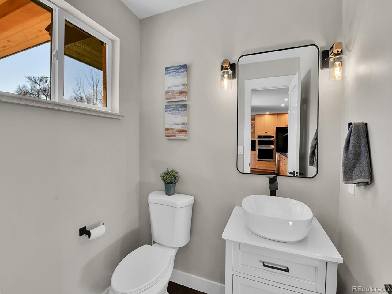 3383 E Costilla Ave Cherry Knolls Open House 11/22 from 10 a.m. - 1 p.m. Fully remodeled home in desirable Cherry Knolls neighborhood... Centennial Arapahoe CO 80122 2760943 home for sale $800,000 2760943 Photo 19