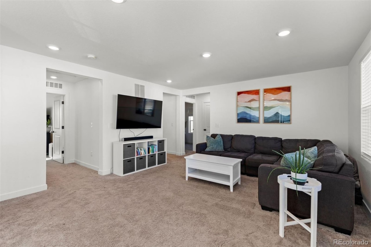 1624 Saddlesmith Place The Canyons Located in one of Castle Pines most sought after communities, The Canyons this beautifully designed... Castle Pines Douglas CO 80108 2401776 home for sale $799,000 2401776 Photo 8