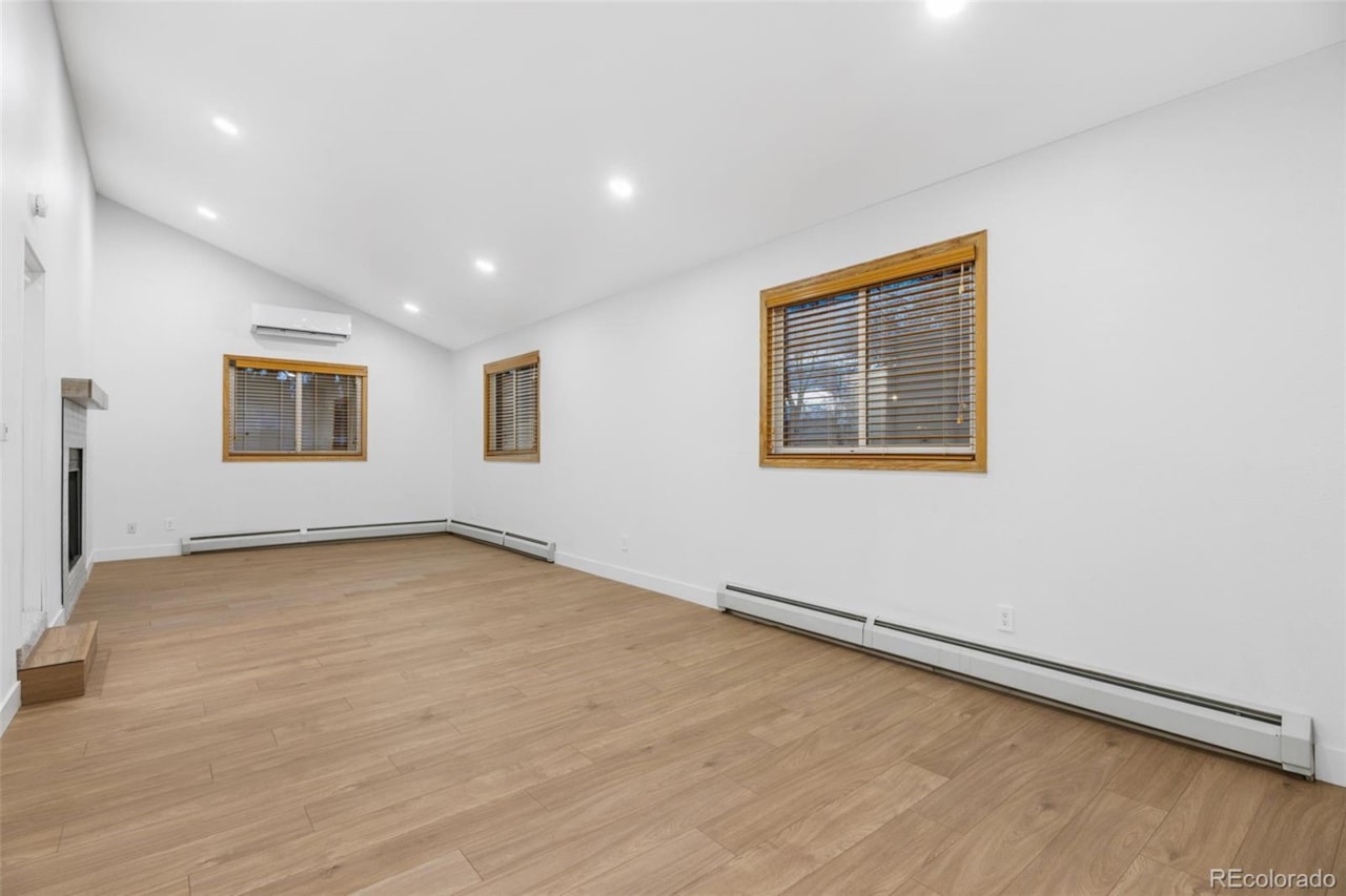 763 Dexter Dr Northmoor Estates Welcome to 763 Dexter Dr, a fully updated Broomfield stunner that feels fresh modern and... Broomfield Broomfield CO 80020 5934295 home for sale $725,000 5934295 Photo 15