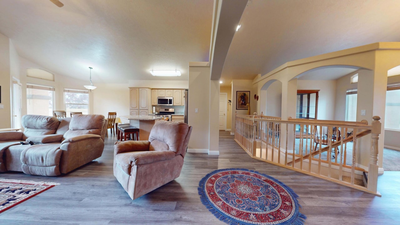 853 W Kestrel CT Washington, UT 84780 home for sale, MLS#25-266915 - Erika Rogers Photo 6