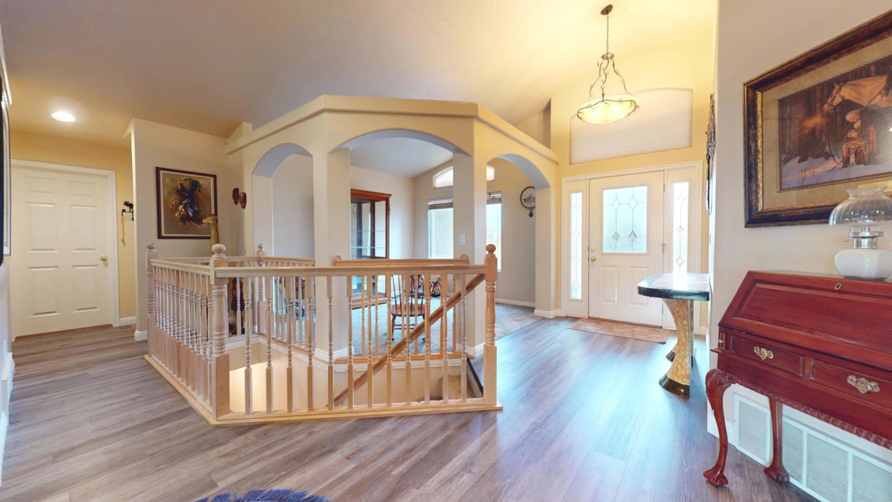 853 W Kestrel CT Washington, UT 84780 home for sale, MLS#25-266915 - Erika Rogers Photo 8