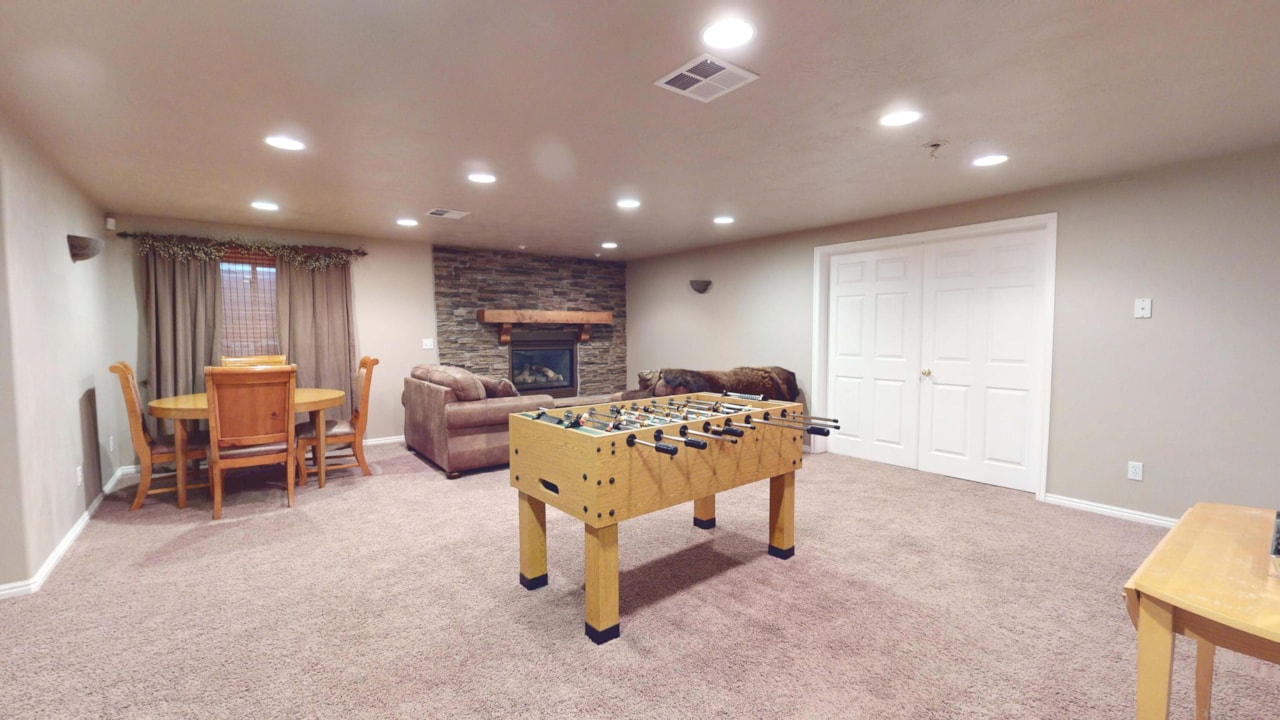 853 W Kestrel CT Washington, UT 84780 home for sale, MLS#25-266915 - Erika Rogers Photo 30