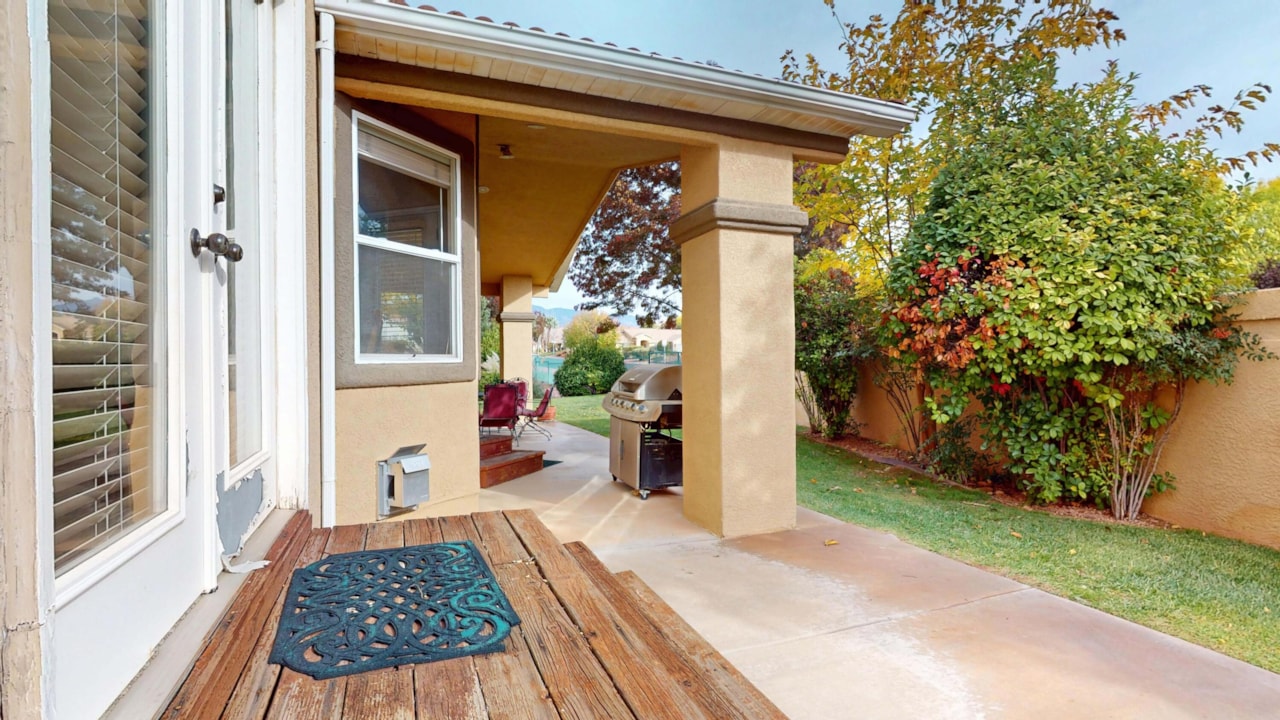 853 W Kestrel CT Washington, UT 84780 home for sale, MLS#25-266915 - Erika Rogers Photo 51