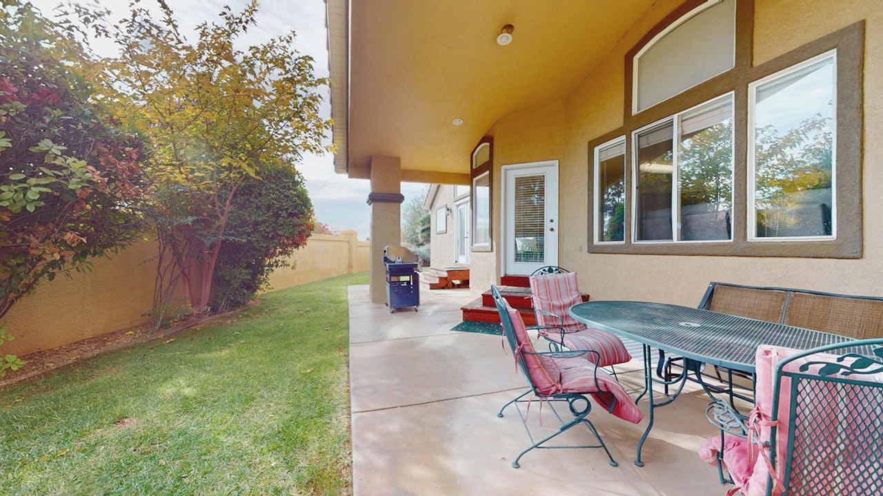 853 W Kestrel CT Washington, UT 84780 home for sale, MLS#25-266915 - Erika Rogers Photo 53