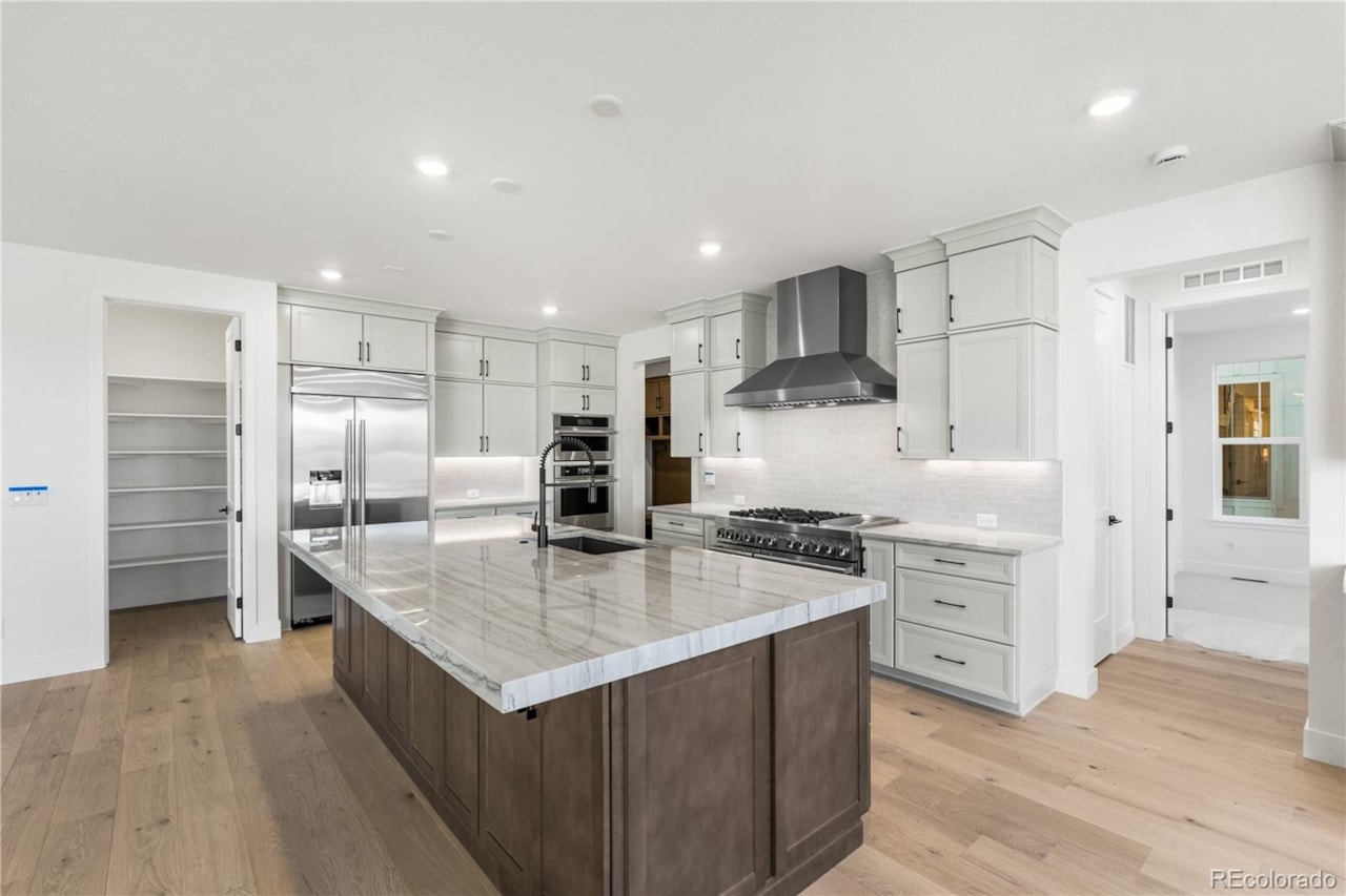 6466 Still Pine Circle The Canyons Gorgeous 2 story home with walk out basement backing to open space in The Canyons.  This home... Castle Pines Douglas CO 80108 2881809 home for sale $1,675,160 2881809 Photo 20