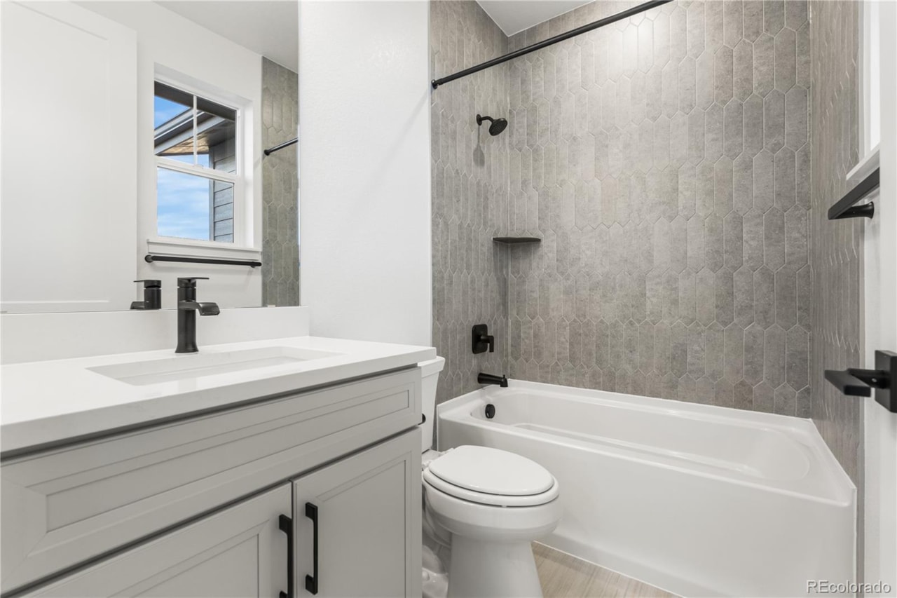 6466 Still Pine Circle The Canyons Gorgeous 2 story home with walk out basement backing to open space in The Canyons.  This home... Castle Pines Douglas CO 80108 2881809 home for sale $1,675,160 2881809 Photo 31