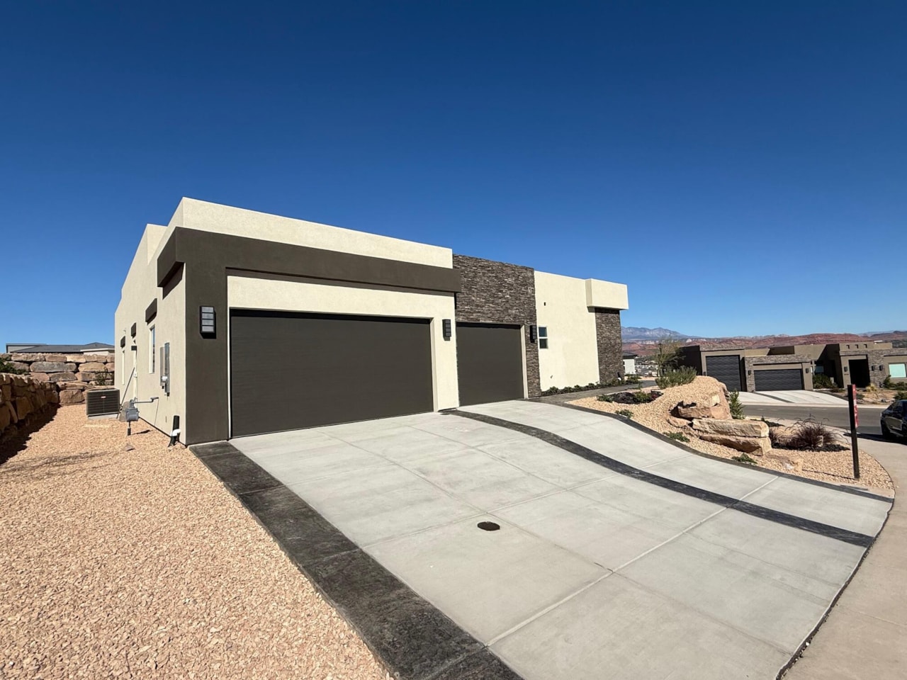 3045 W Bolsena Trl St George, UT 84770 home for sale, MLS#25-262601 - Erika Rogers Photo 8