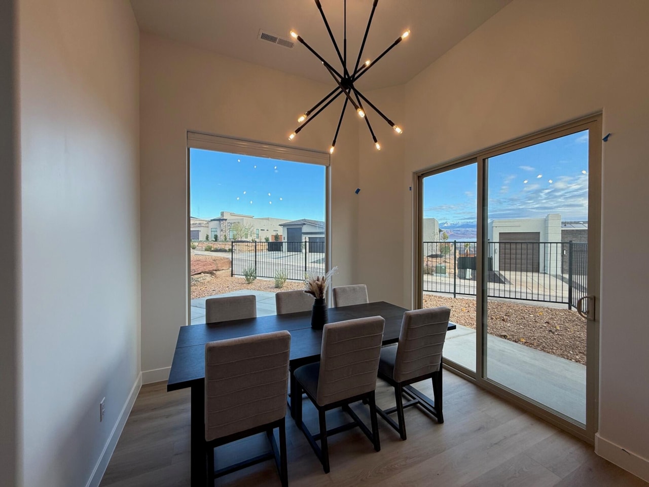 3045 W Bolsena Trl St George, UT 84770 home for sale, MLS#25-262601 - Erika Rogers Photo 20