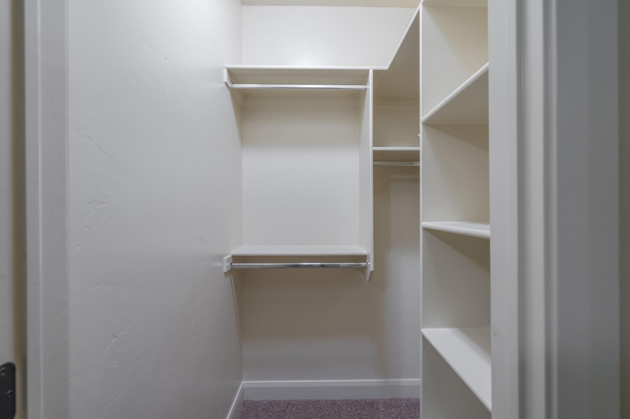 1646 E 90 CIR St George, UT 84790 home for sale, MLS#25-266908 - Erika Rogers Photo 20