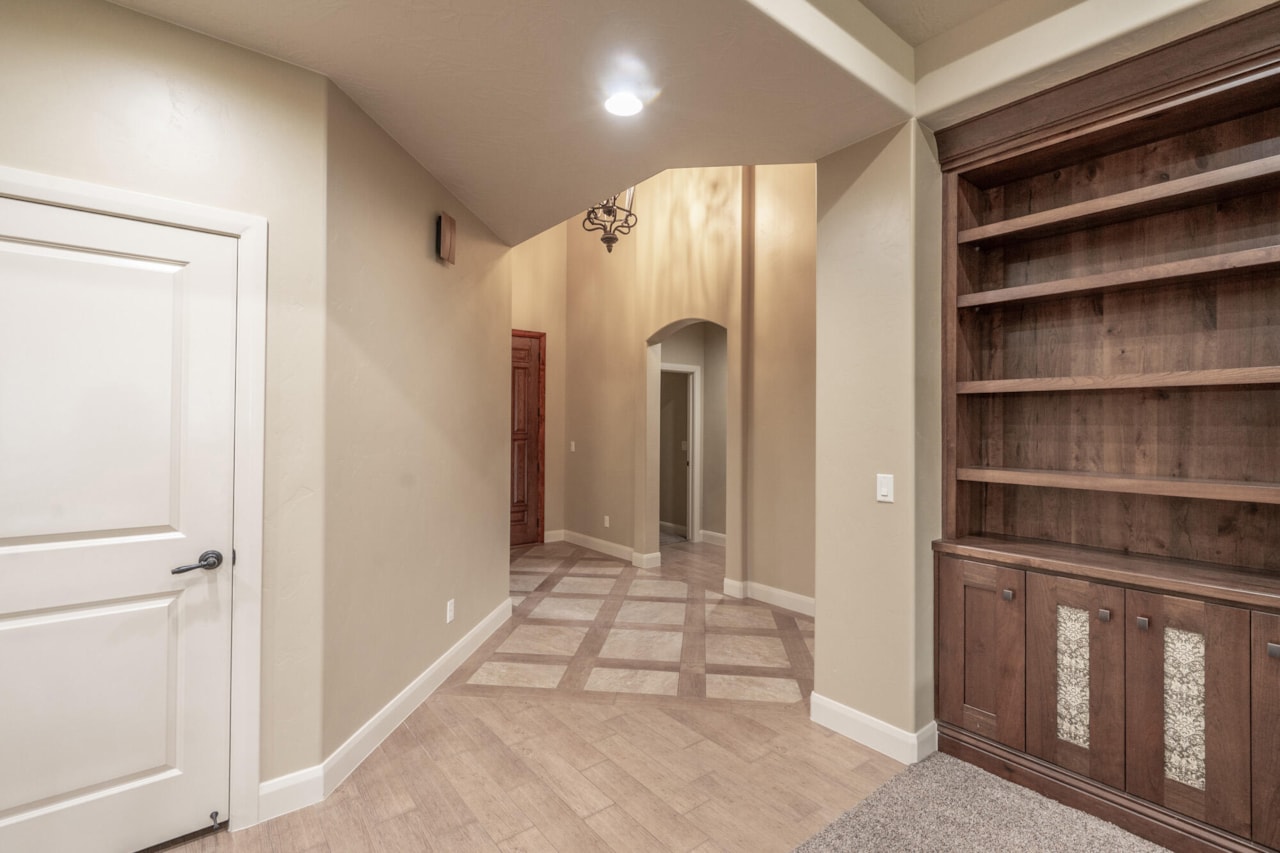 1646 E 90 CIR St George, UT 84790 home for sale, MLS#25-266908 - Erika Rogers Photo 27