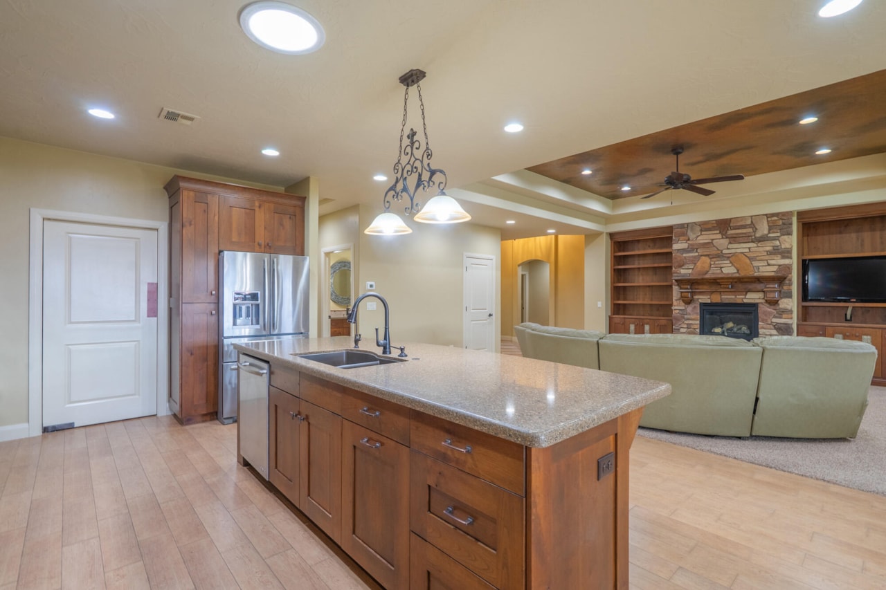 1646 E 90 CIR St George, UT 84790 home for sale, MLS#25-266908 - Erika Rogers Photo 41