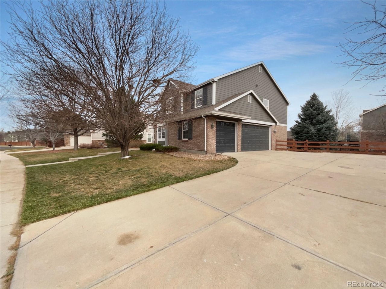13848 Teal Creek Dr Aspen Creek Filing No 7 Welcome to this beautifully updated home. The neutral color paint scheme and fresh interior paint... Broomfield Broomfield CO 80023 5682811 home for sale $1,070,000 5682811 Photo 7