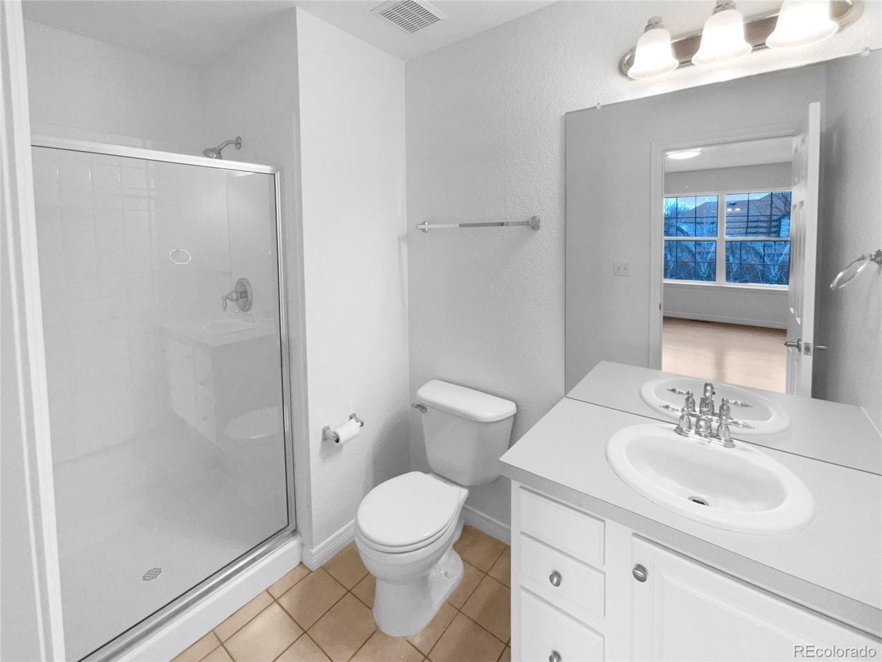 13848 Teal Creek Dr Aspen Creek Filing No 7 Welcome to this beautifully updated home. The neutral color paint scheme and fresh interior paint... Broomfield Broomfield CO 80023 5682811 home for sale $1,070,000 5682811 Photo 27