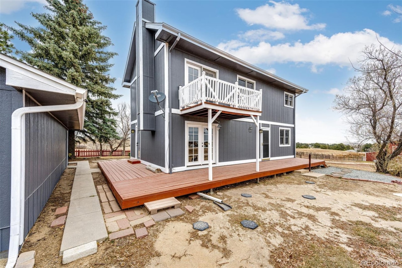 934 Starling Ln Ponderosa Park Discover this fully remodeled home nestled on over 12 acres of prime corner horse property with no... Elizabeth Elbert CO 80107 9972140 home for sale $799,900 9972140 Photo 4