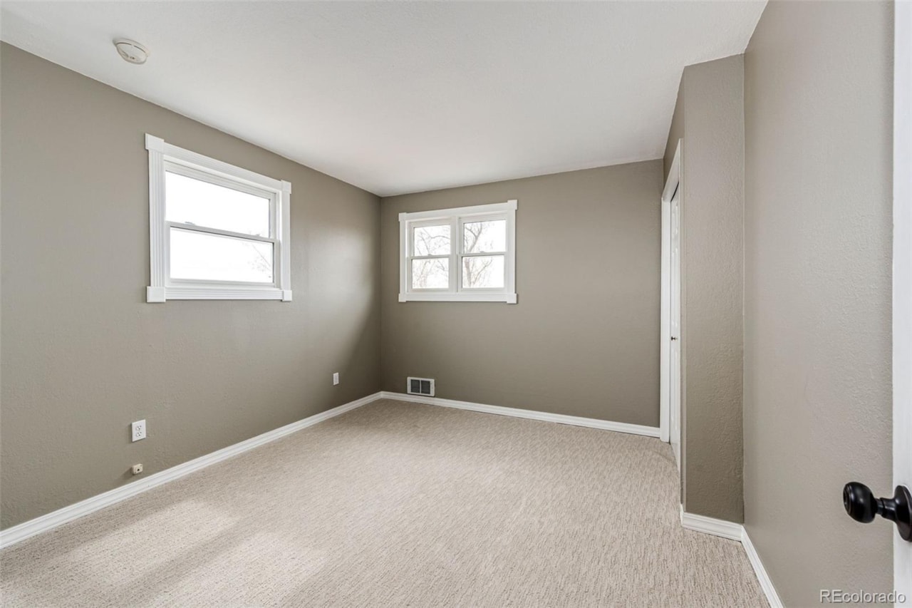 934 Starling Ln Ponderosa Park Discover this fully remodeled home nestled on over 12 acres of prime corner horse property with no... Elizabeth Elbert CO 80107 9972140 home for sale $799,900 9972140 Photo 19