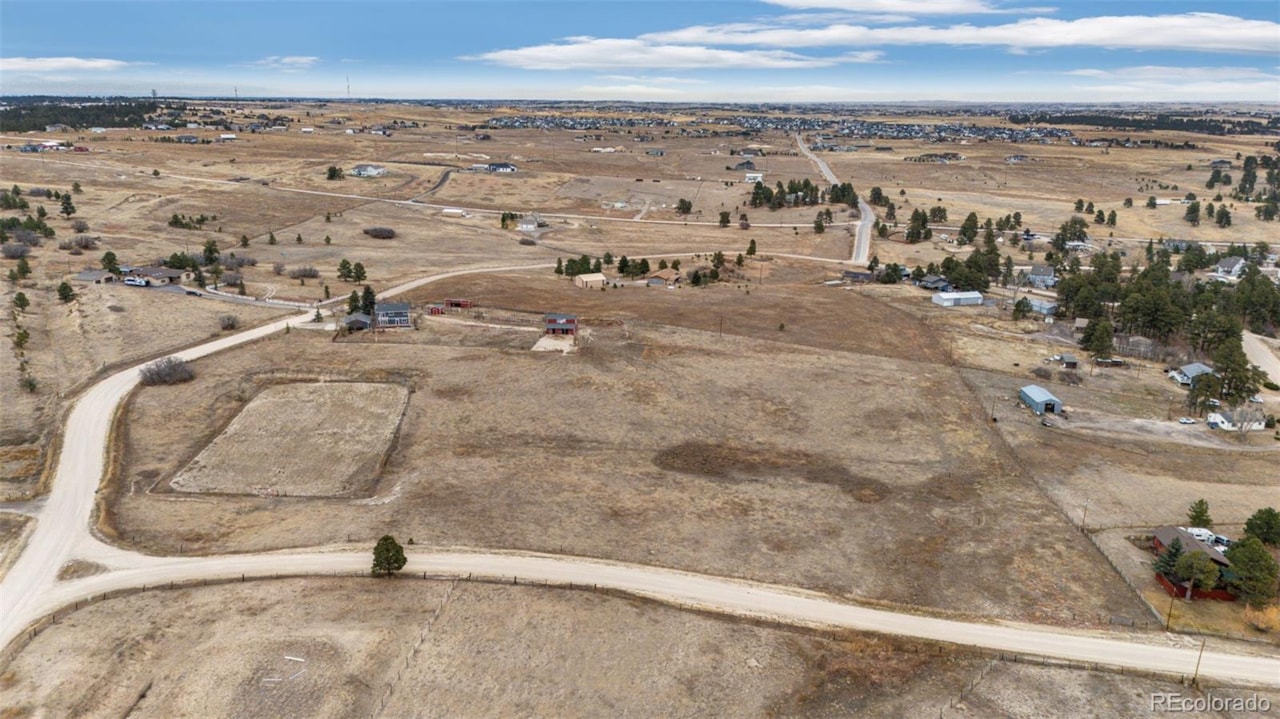 934 Starling Ln Ponderosa Park Discover this fully remodeled home nestled on over 12 acres of prime corner horse property with no... Elizabeth Elbert CO 80107 9972140 home for sale $799,900 9972140 Photo 38