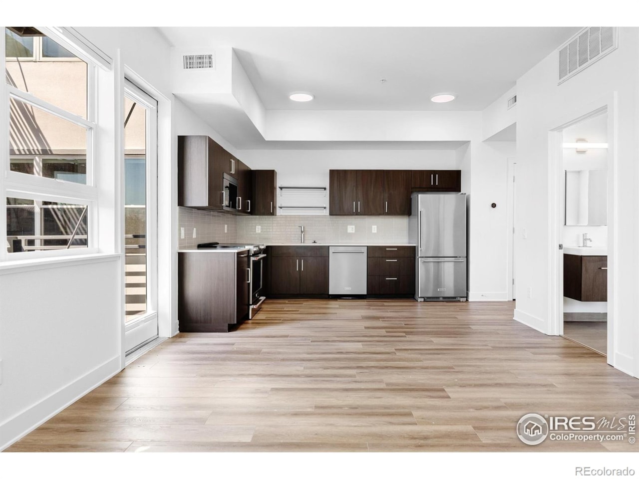 1707 Walnut St #209 17 Walnut Condo Now Selling. Please contact agent for more information. Steeped in polished, modern design, this... Boulder Boulder CO 80302 IR1047693 condo for sale $697,500 IR1047693 Photo 3