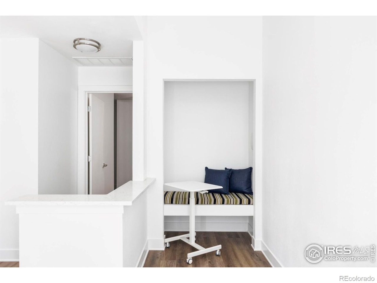 1707 Walnut St #202 17 Walnut Condo Now Selling. Sunny 2 bedroom, 2 bathroom. Please contact agent for more information. Steeped in... Boulder Boulder CO 80302 IR1047692 condo for sale $879,999 IR1047692 Photo 9