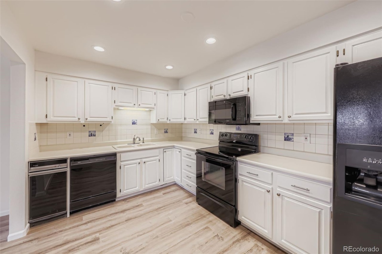 12565 Sheridan Blvd #115 Corbin Manor Excellent 2 bed/2 bath first floor condo in the highly desirable 55+ community of Corbin Manor... Broomfield Broomfield CO 80020 6792637 condo for sale $365,000 6792637 Photo 3