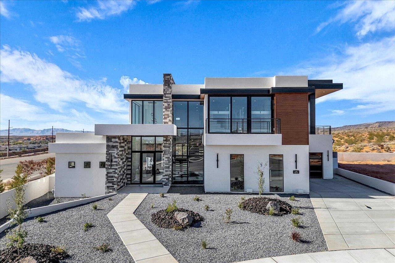 1273 N Lozano RD Washington, UT 84780 home for sale, MLS#25-266931 - Erika Rogers Photo 3