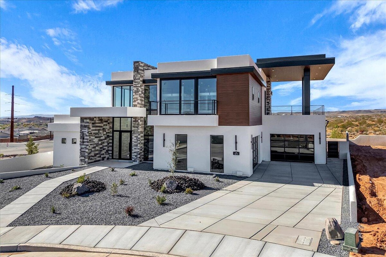 1273 N Lozano RD Washington, UT 84780 home for sale, MLS#25-266931 - Erika Rogers Photo 4