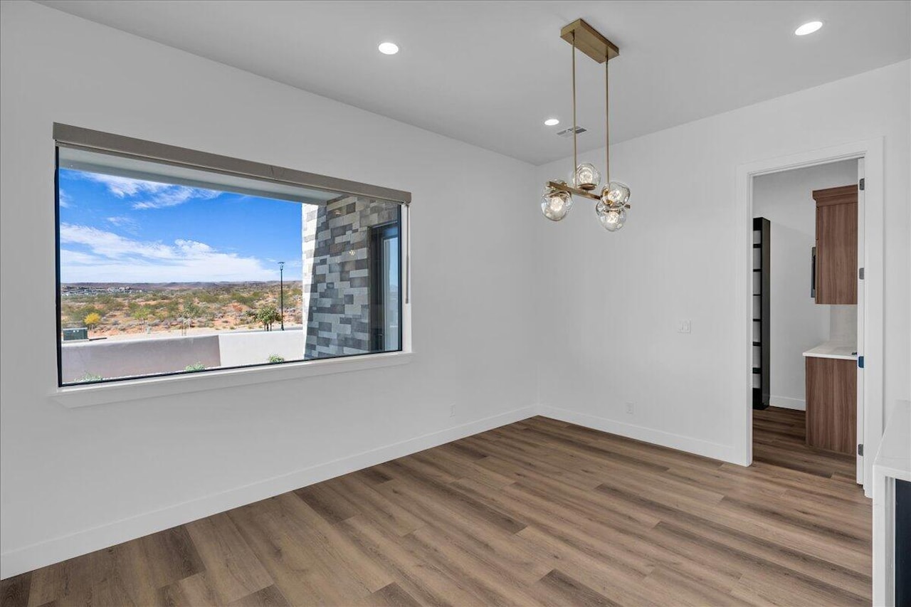 1273 N Lozano RD Washington, UT 84780 home for sale, MLS#25-266931 - Erika Rogers Photo 13