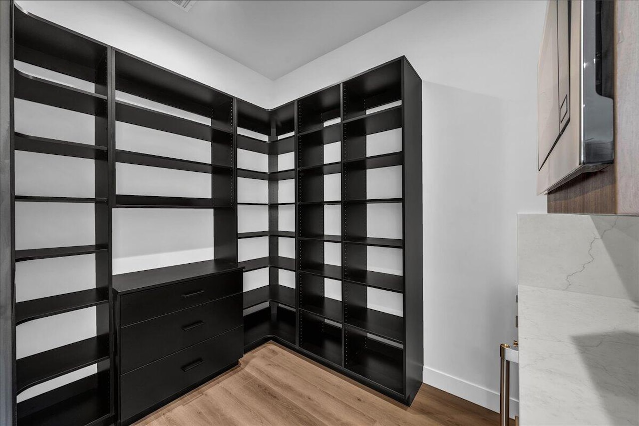 1273 N Lozano RD Washington, UT 84780 home for sale, MLS#25-266931 - Erika Rogers Photo 17