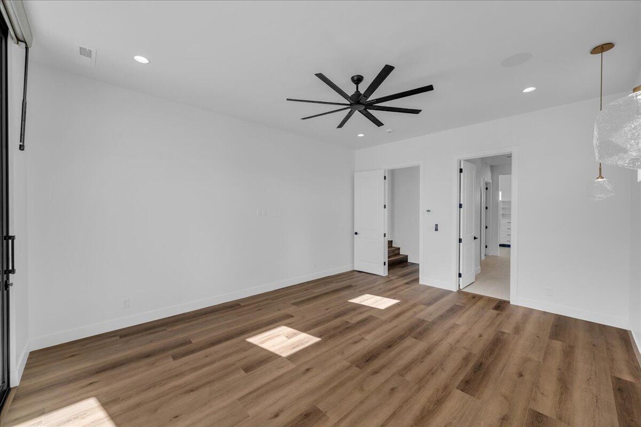 1273 N Lozano RD Washington, UT 84780 home for sale, MLS#25-266931 - Erika Rogers Photo 20