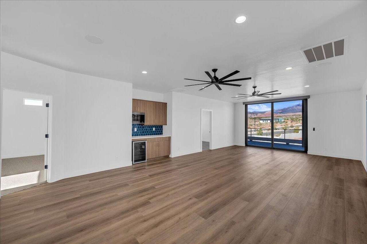 1273 N Lozano RD Washington, UT 84780 home for sale, MLS#25-266931 - Erika Rogers Photo 35