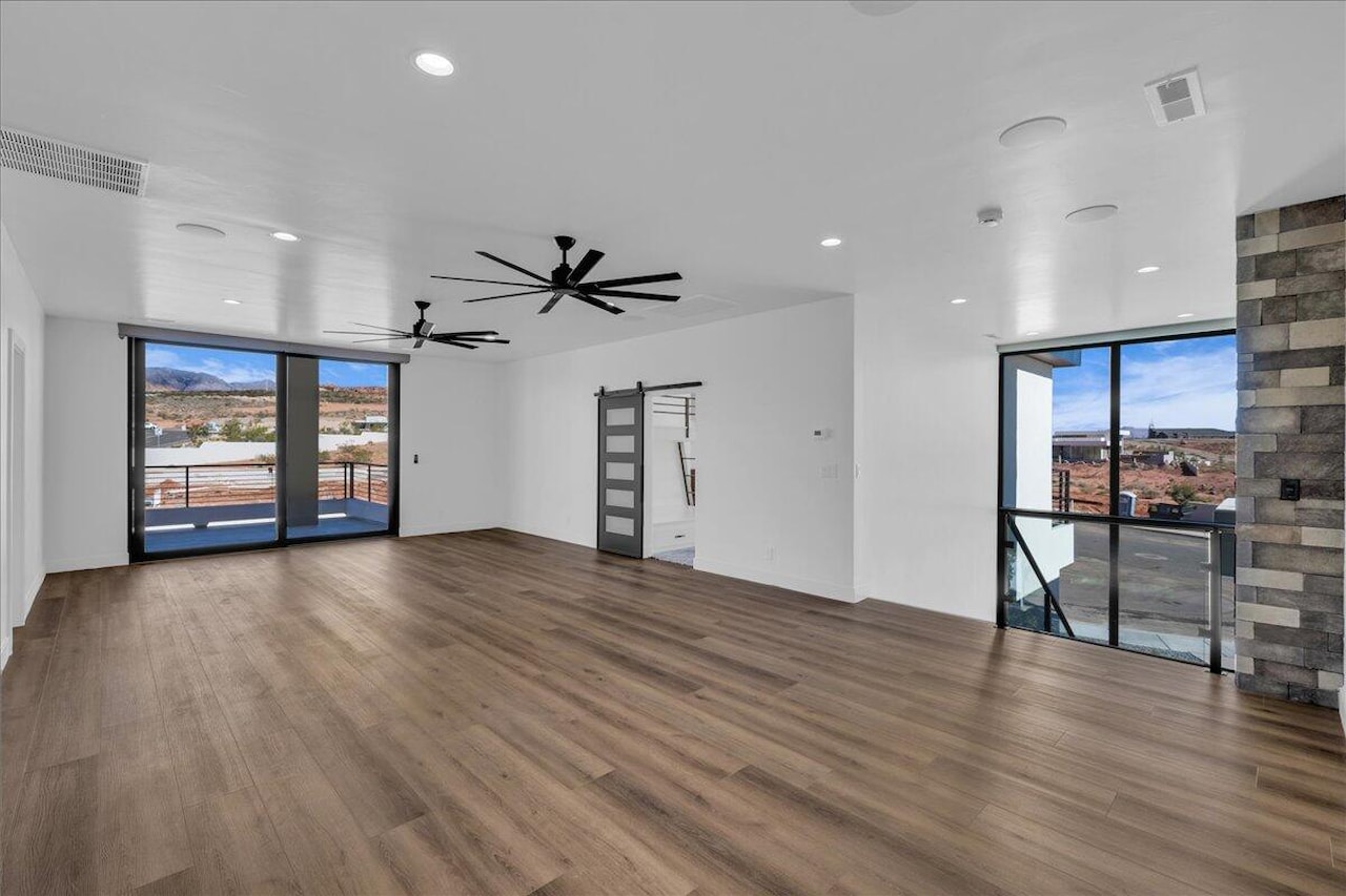 1273 N Lozano RD Washington, UT 84780 home for sale, MLS#25-266931 - Erika Rogers Photo 36