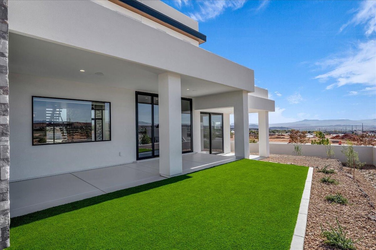 1273 N Lozano RD Washington, UT 84780 home for sale, MLS#25-266931 - Erika Rogers Photo 40