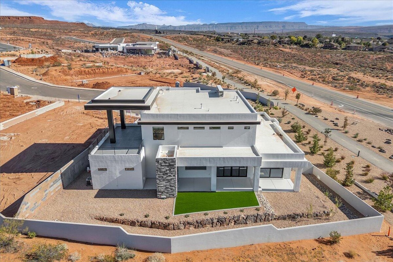 1273 N Lozano RD Washington, UT 84780 home for sale, MLS#25-266931 - Erika Rogers Photo 48