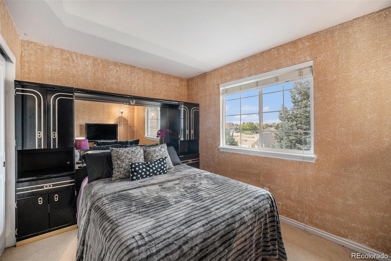 8420 E 160th Place Todd Creek Meadows Experience country living with modern comfort at this Todd Creek Meadows estate! Set on 1.4 acres,... Brighton Adams CO 80602 6372487 home for sale $1,125,000 6372487 Photo 20