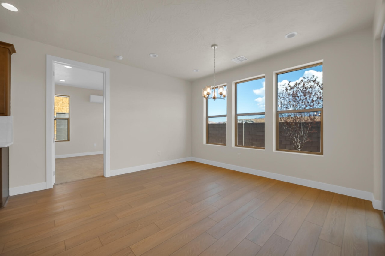 625 S Savio DR #Lot 19 St George, UT 84770 home for sale, MLS#25-266808 - Erika Rogers Photo 4