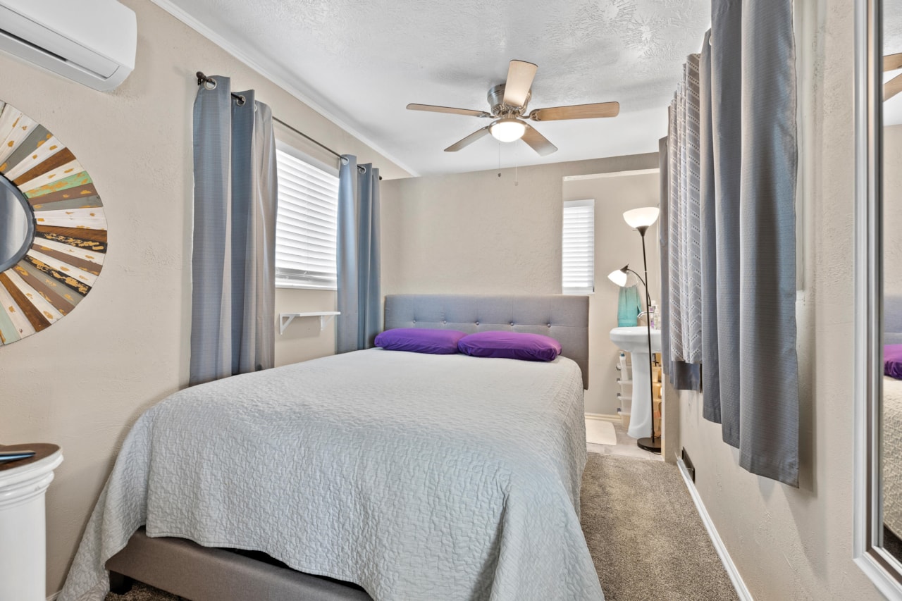 1150 W Red Hills Parkway #185 Washington, UT 84780 home for sale, MLS#25-266932 - Erika Rogers Photo 10