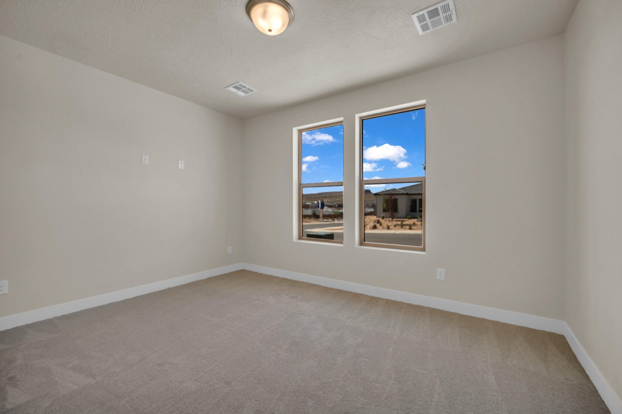 625 S Savio DR #Lot 19 St George, UT 84770 home for sale, MLS#25-266808 - Erika Rogers Photo 14