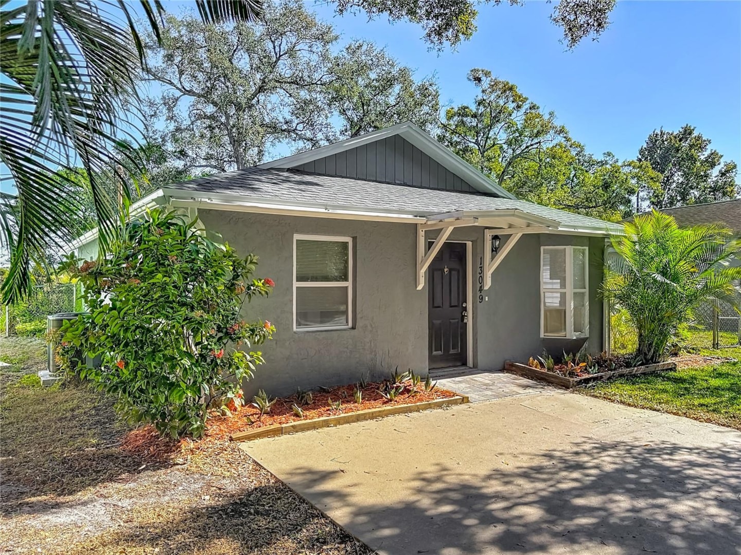 13049 Clay Ave Largo, FL 33773 | MLS O6362625