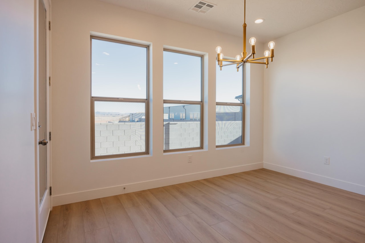 2666 W Venice #Lot 40 St George, UT 84770 home for sale, MLS#25-266810 - Erika Rogers Photo 7