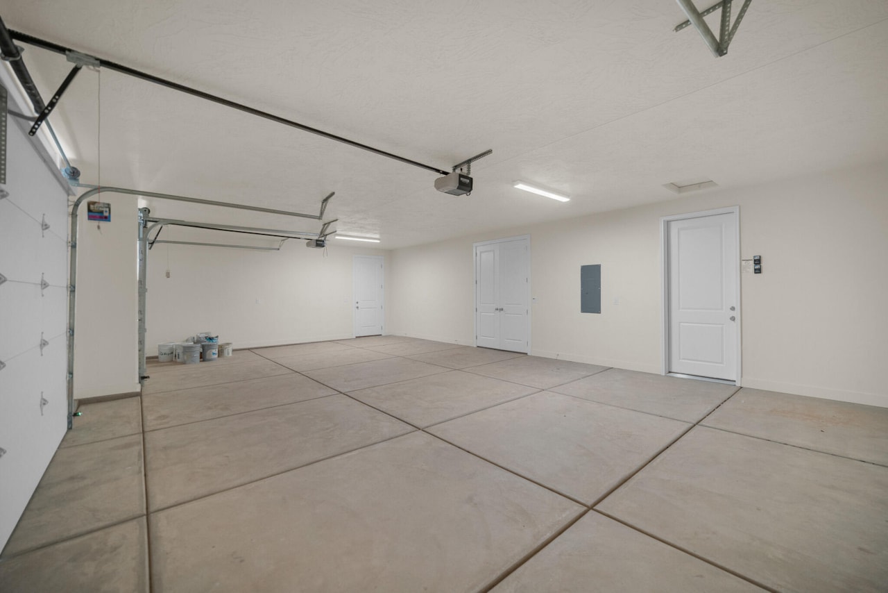 625 S Savio DR #Lot 19 St George, UT 84770 home for sale, MLS#25-266808 - Erika Rogers Photo 21