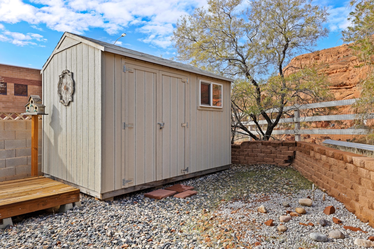 1150 W Red Hills Parkway #185 Washington, UT 84780 home for sale, MLS#25-266932 - Erika Rogers Photo 24