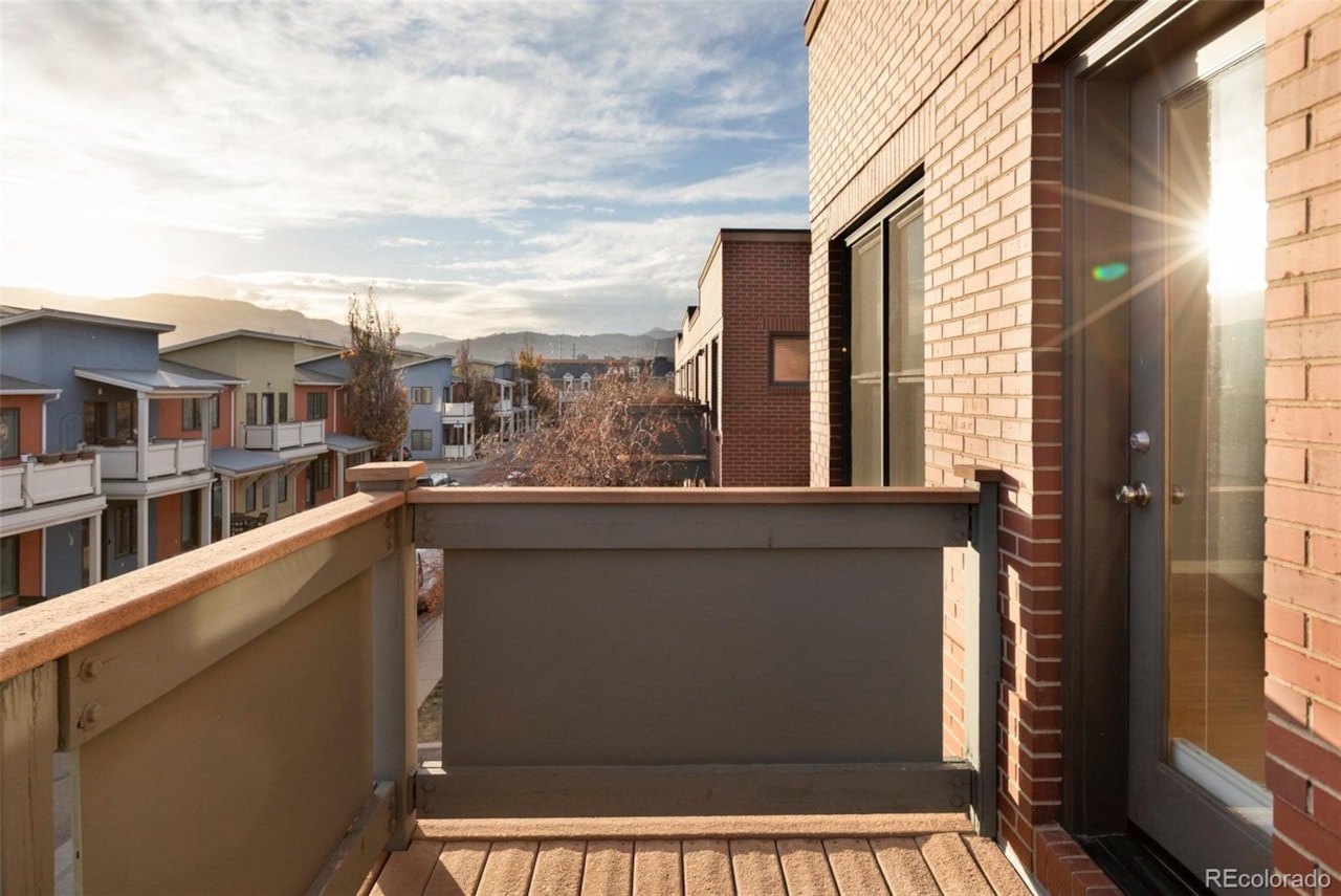 3265 Foundry Place #101O Steel Yards Enveloped in natural light and iconic Boulder mountain views, this corner end-unit Boulder condo in... Boulder Boulder CO 80301 6652757 condo for sale $475,000 6652757 Photo 16