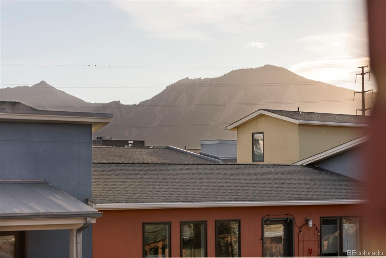 3265 Foundry Place #101O Steel Yards Enveloped in natural light and iconic Boulder mountain views, this corner end-unit Boulder condo in... Boulder Boulder CO 80301 6652757 condo for sale $475,000 6652757 Photo 17