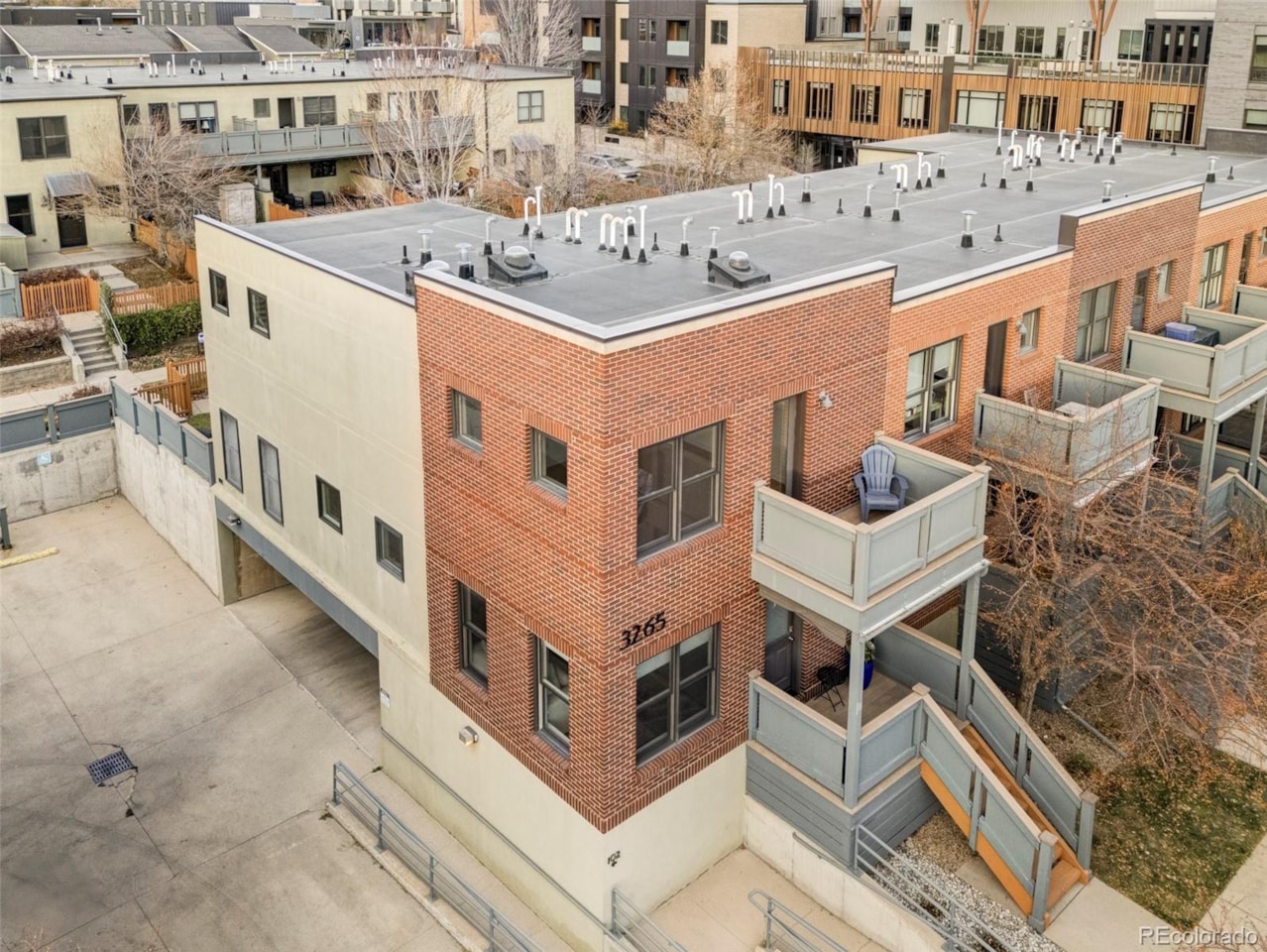 3265 Foundry Place #101O Steel Yards Enveloped in natural light and iconic Boulder mountain views, this corner end-unit Boulder condo in... Boulder Boulder CO 80301 6652757 condo for sale $475,000 6652757 Photo 23