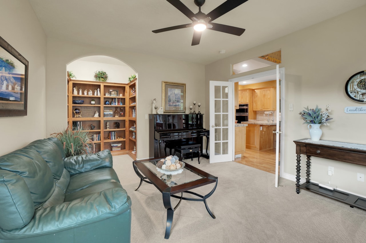 1102 W Chama CT Washington, UT 84780 home for sale, MLS#25-266939 - Erika Rogers Photo 15