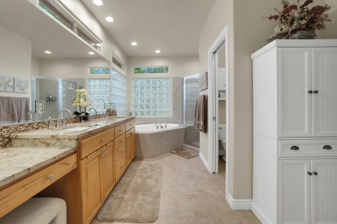 1102 W Chama CT Washington, UT 84780 home for sale, MLS#25-266939 - Erika Rogers Photo 20