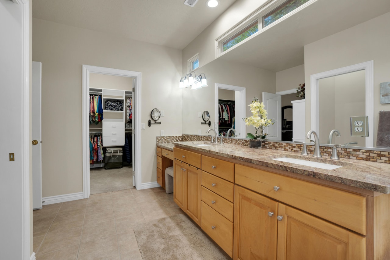 1102 W Chama CT Washington, UT 84780 home for sale, MLS#25-266939 - Erika Rogers Photo 22