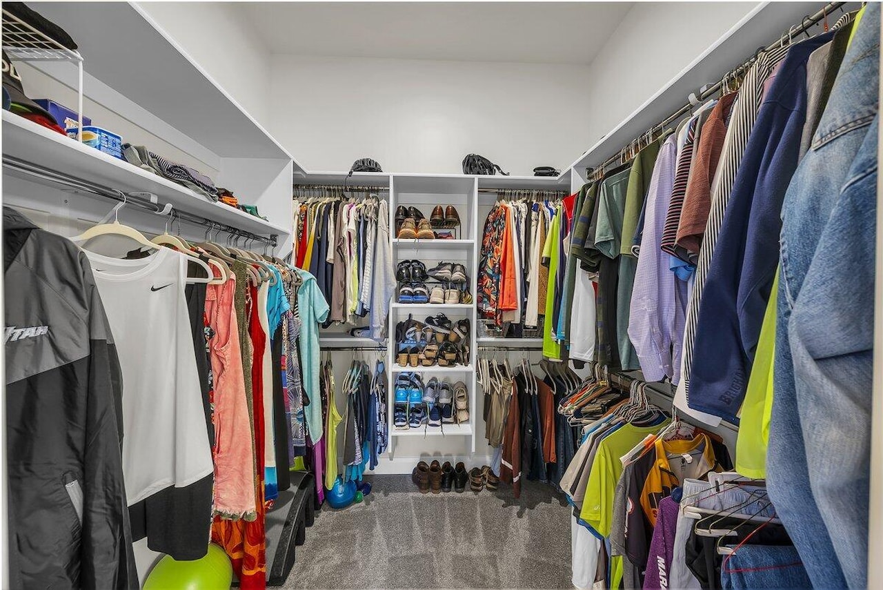 4745 N Cottontail DR St George, UT 84770 home for sale, MLS#25-264307 - Erika Rogers Photo 19