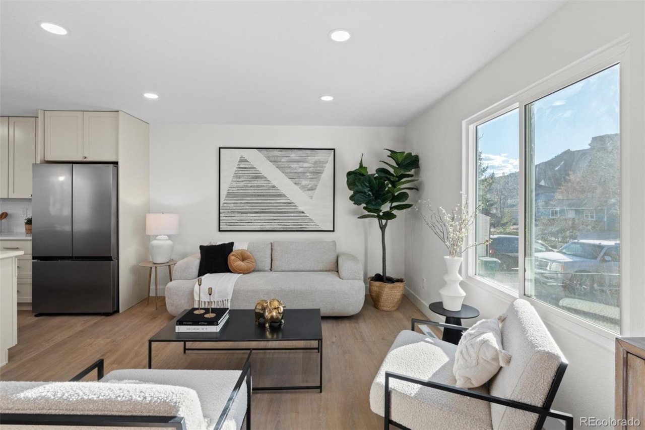 922 Park View St Castle North Welcome to 922 Park View St   a beautifully remodeled gem in the heart of Castle Rock! This... Castle Rock Douglas CO 80104 7878803 home for sale $675,000 7878803 Photo 9