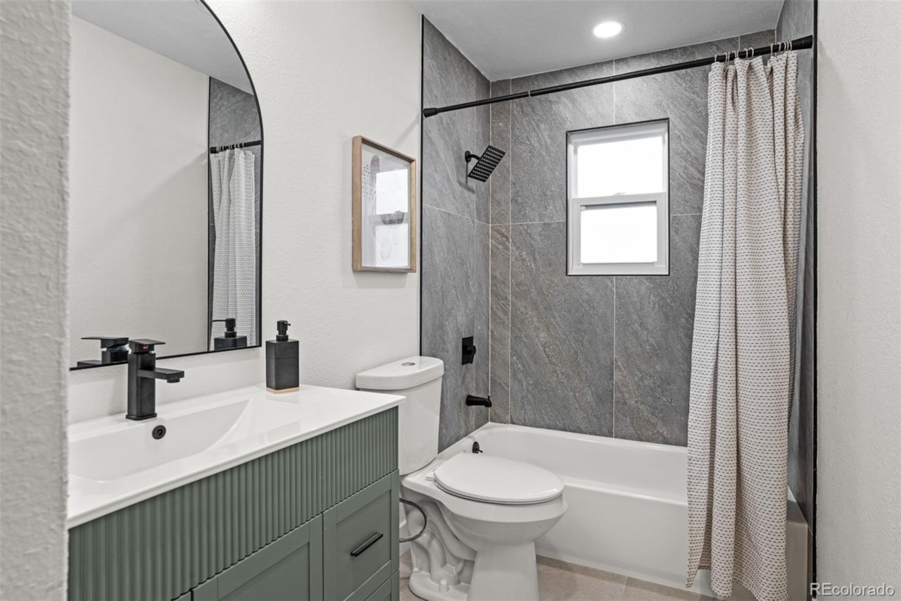 922 Park View St Castle North Welcome to 922 Park View St   a beautifully remodeled gem in the heart of Castle Rock! This... Castle Rock Douglas CO 80104 7878803 home for sale $675,000 7878803 Photo 20